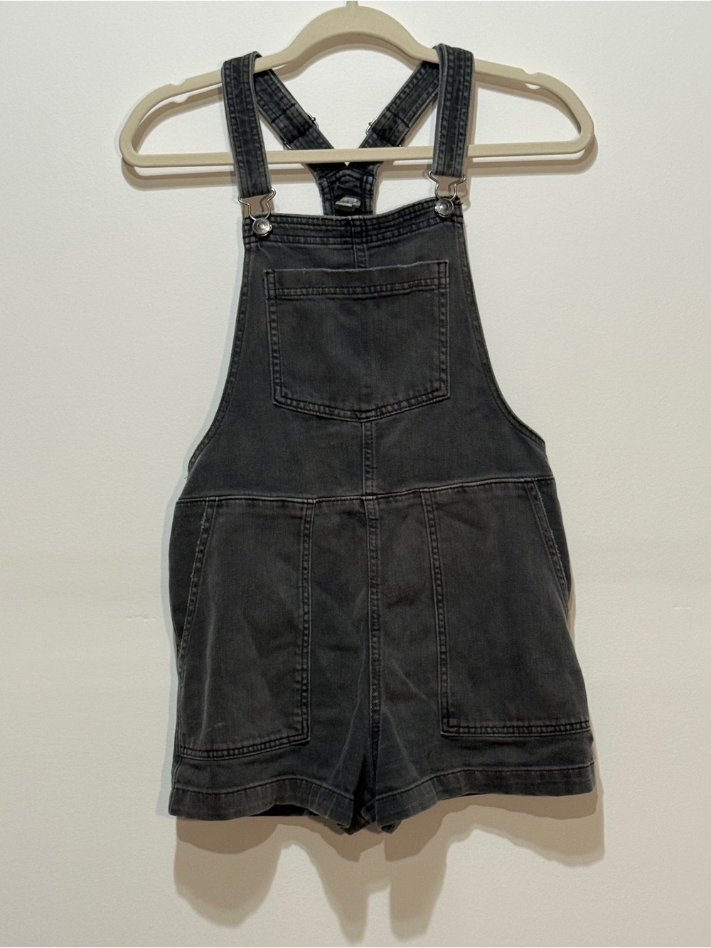 Aerie Women's Washed *Grey Denim Short Overalls Size Small